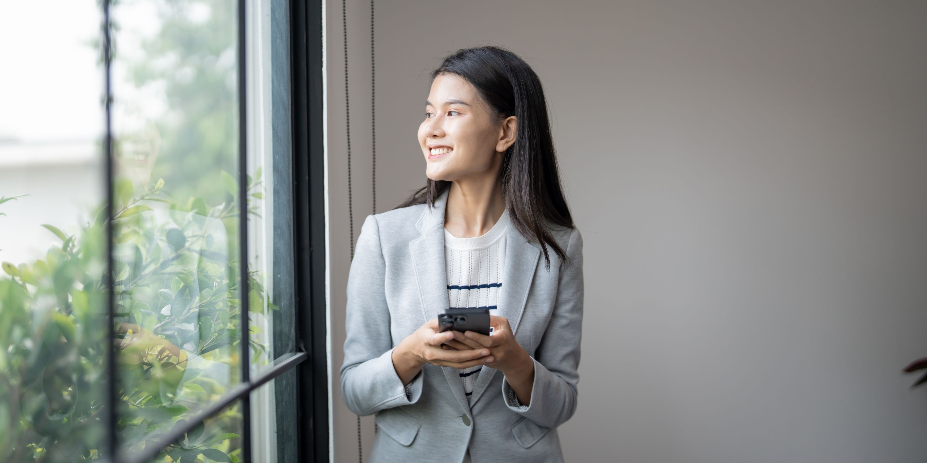 Imposter%20syndrome%20in%20the%20workplace%20(and%20how%20to%20overcome%20it)